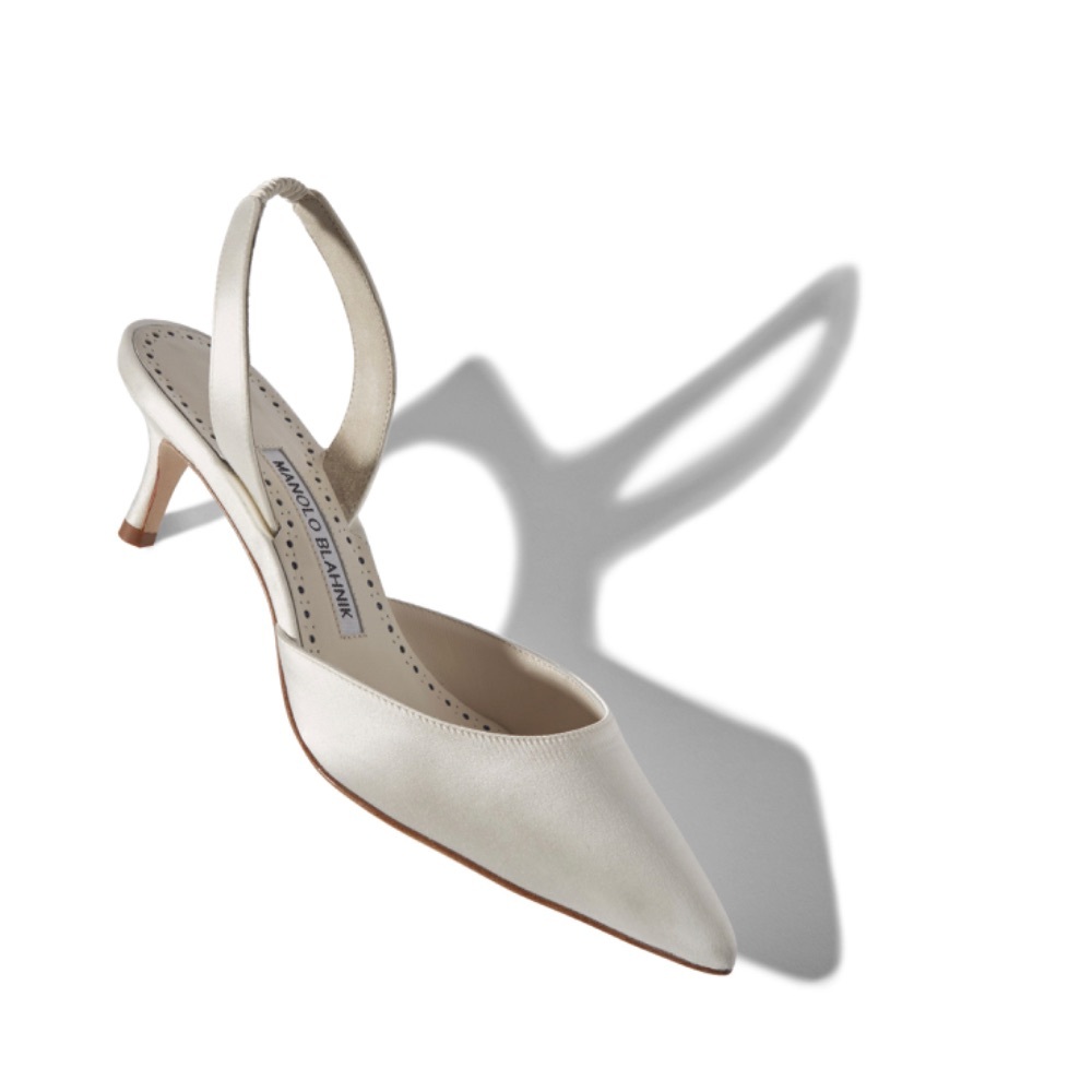 Manolo Blahnik Women's White Slingback Carolyne Bride pumps